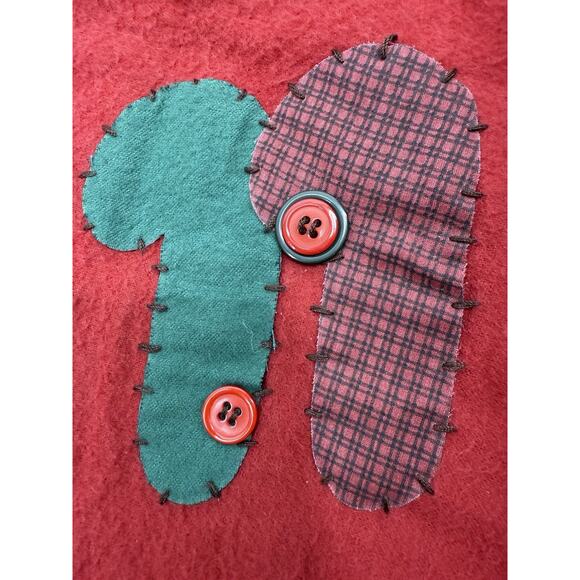 Vintage Santa Claus Christmas Tree Skirt 39" Red Patchwork Button Accents Velcr - Picture 8 of 11